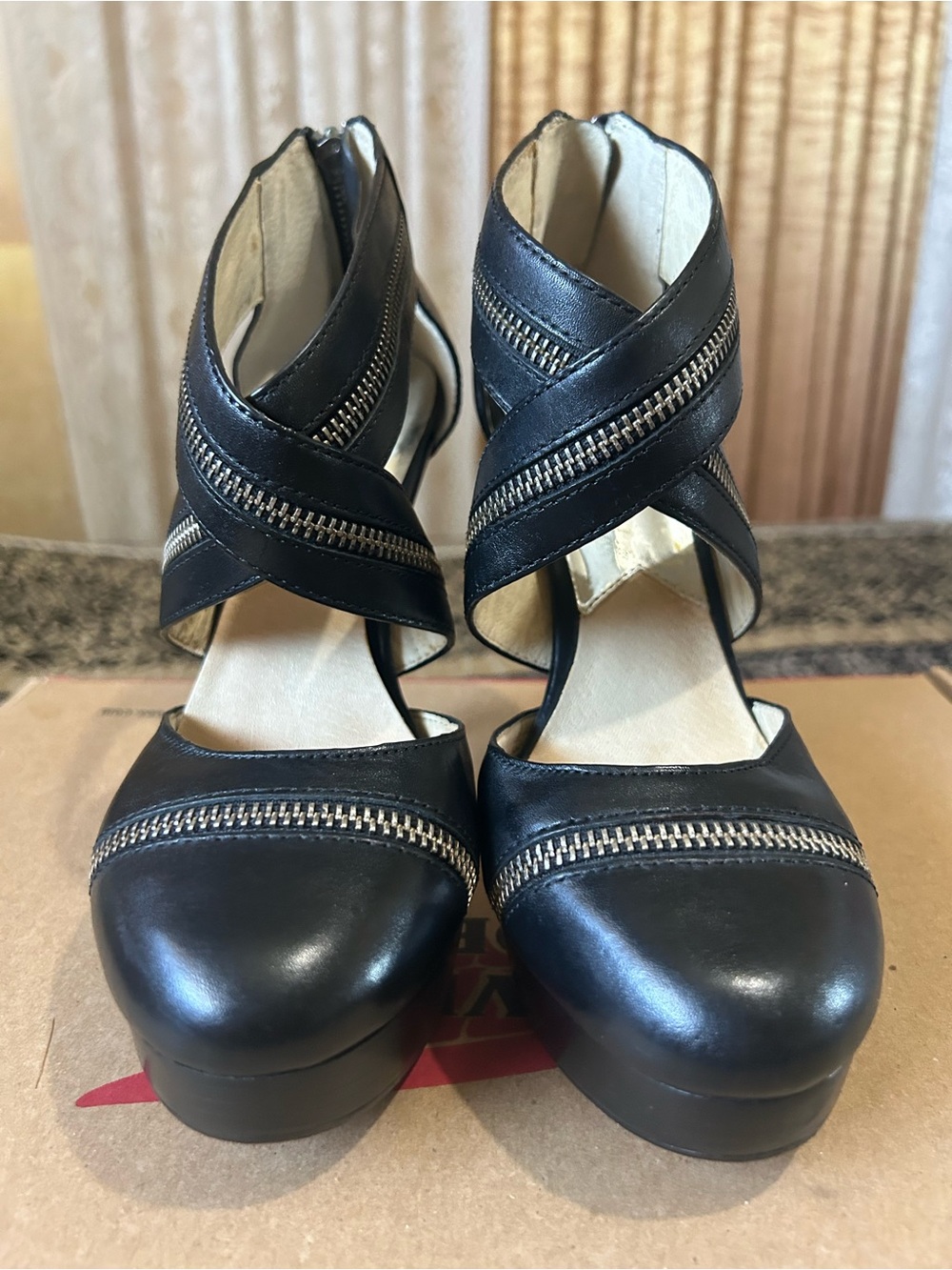 MICHAEL KORS Black Close Toed Heels Color Black Size 6 $180